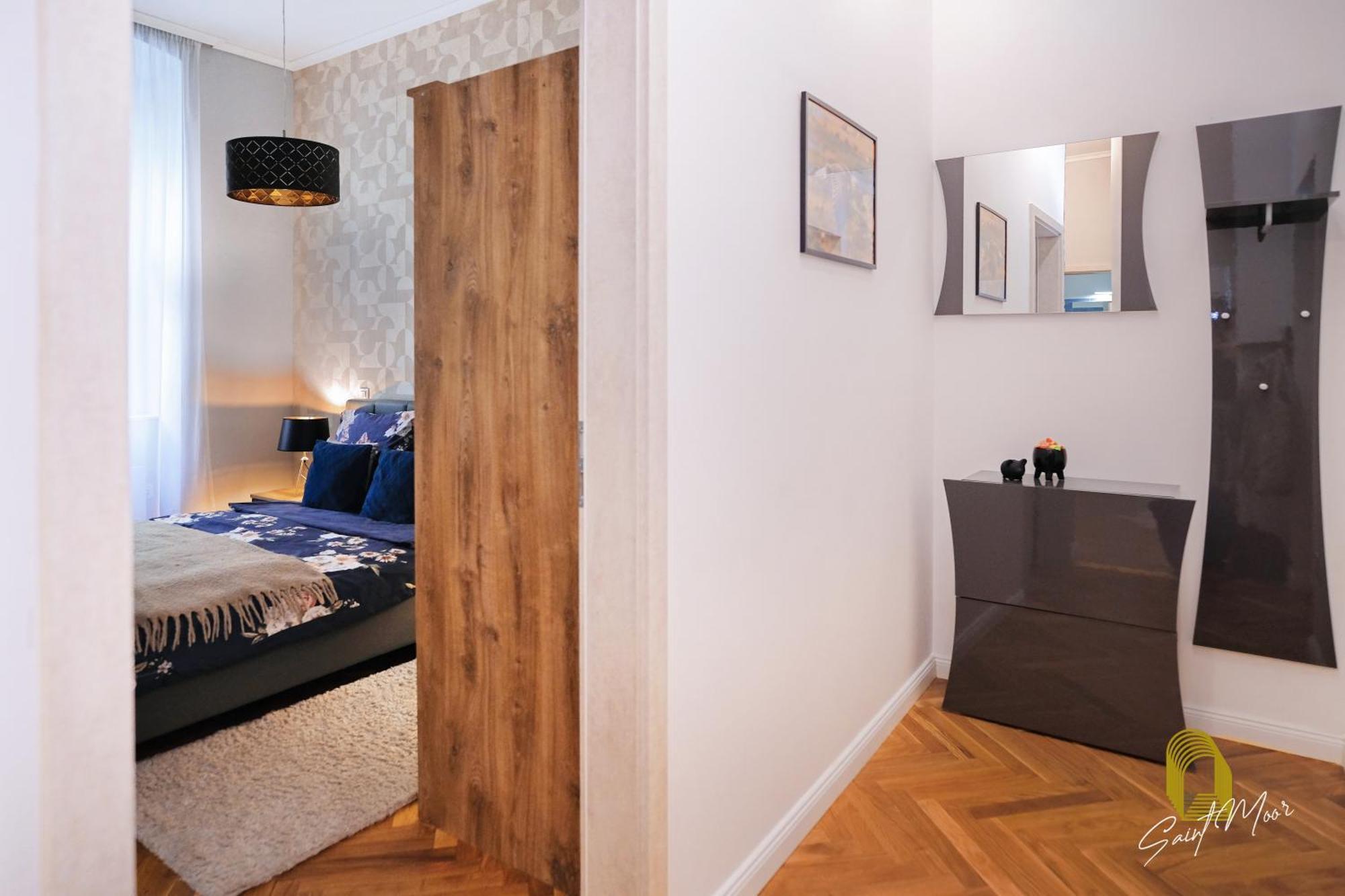 Saint Moor Suite #1 Pécs Buitenkant foto