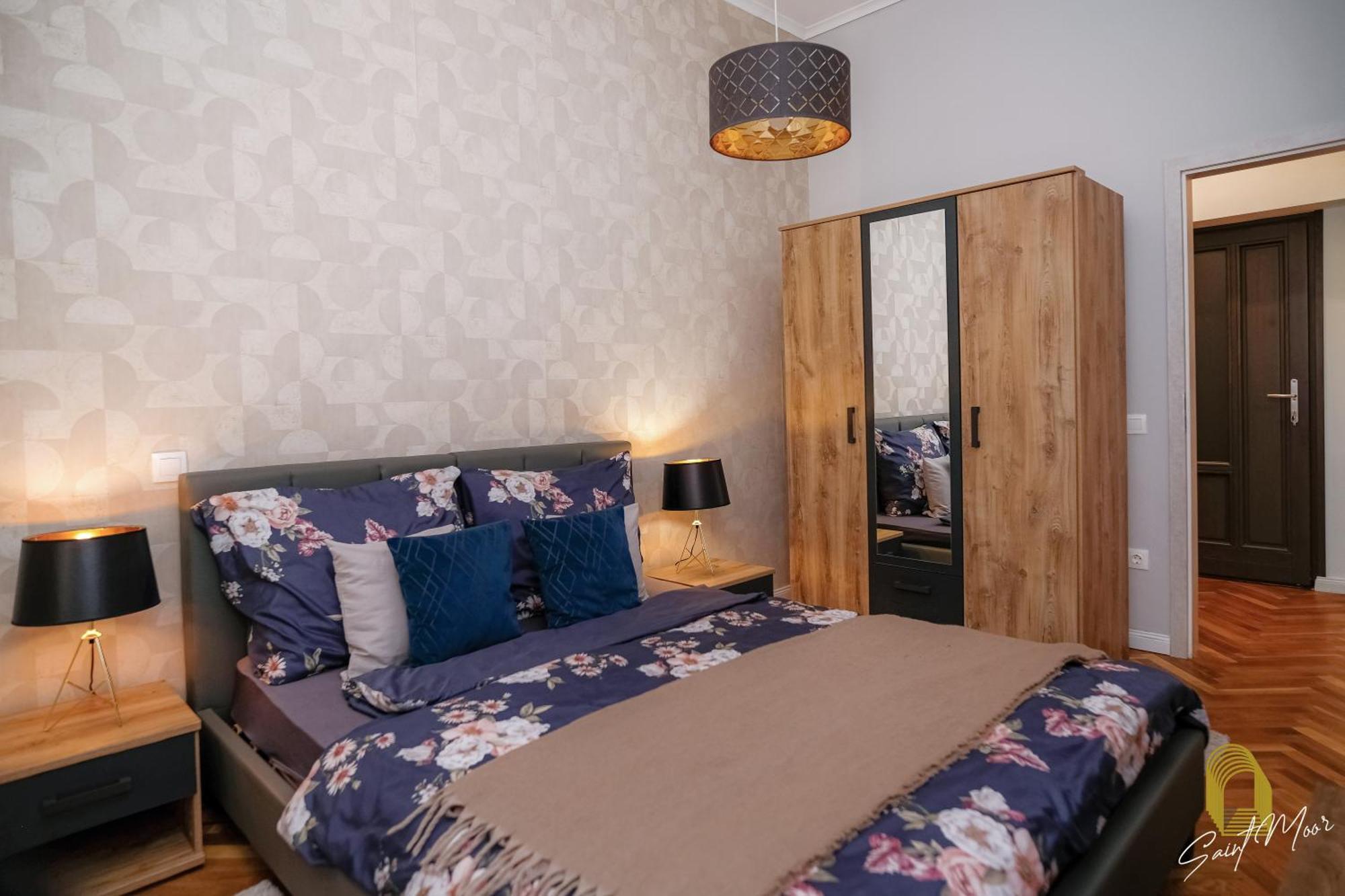 Saint Moor Suite #1 Pécs Buitenkant foto